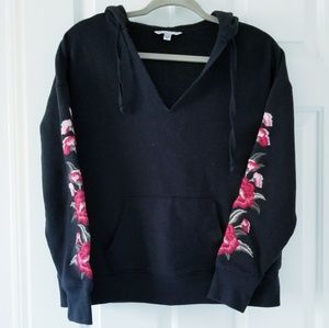 (HOLD) AE black cotton hoodie with flower sleeves